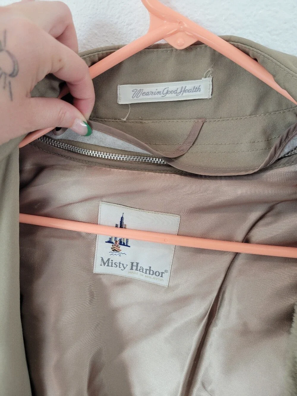 Vintage Misty Harbor 42R Beige Trench Coat Removable Fur Lining Belted‎ Unisex